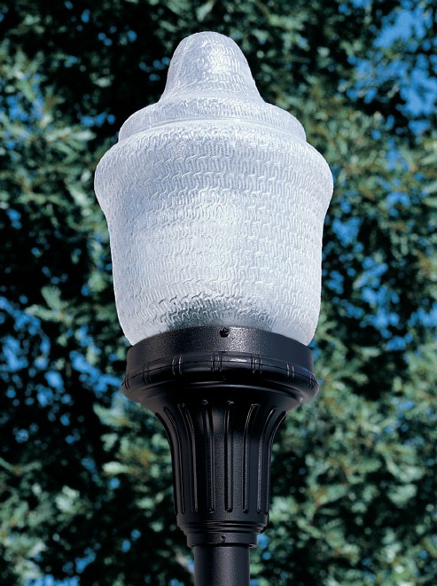 Wirt Park-1870BP-BLK-CTP Post top fixture