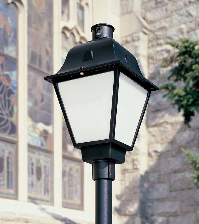 Jefferson TL-8432TL-BLK-OA post top fixture
