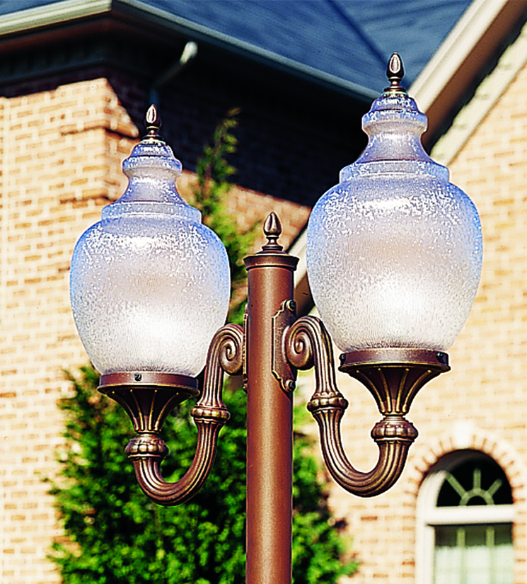 Clifton Park B174FSM-2 twin fixture on pole.