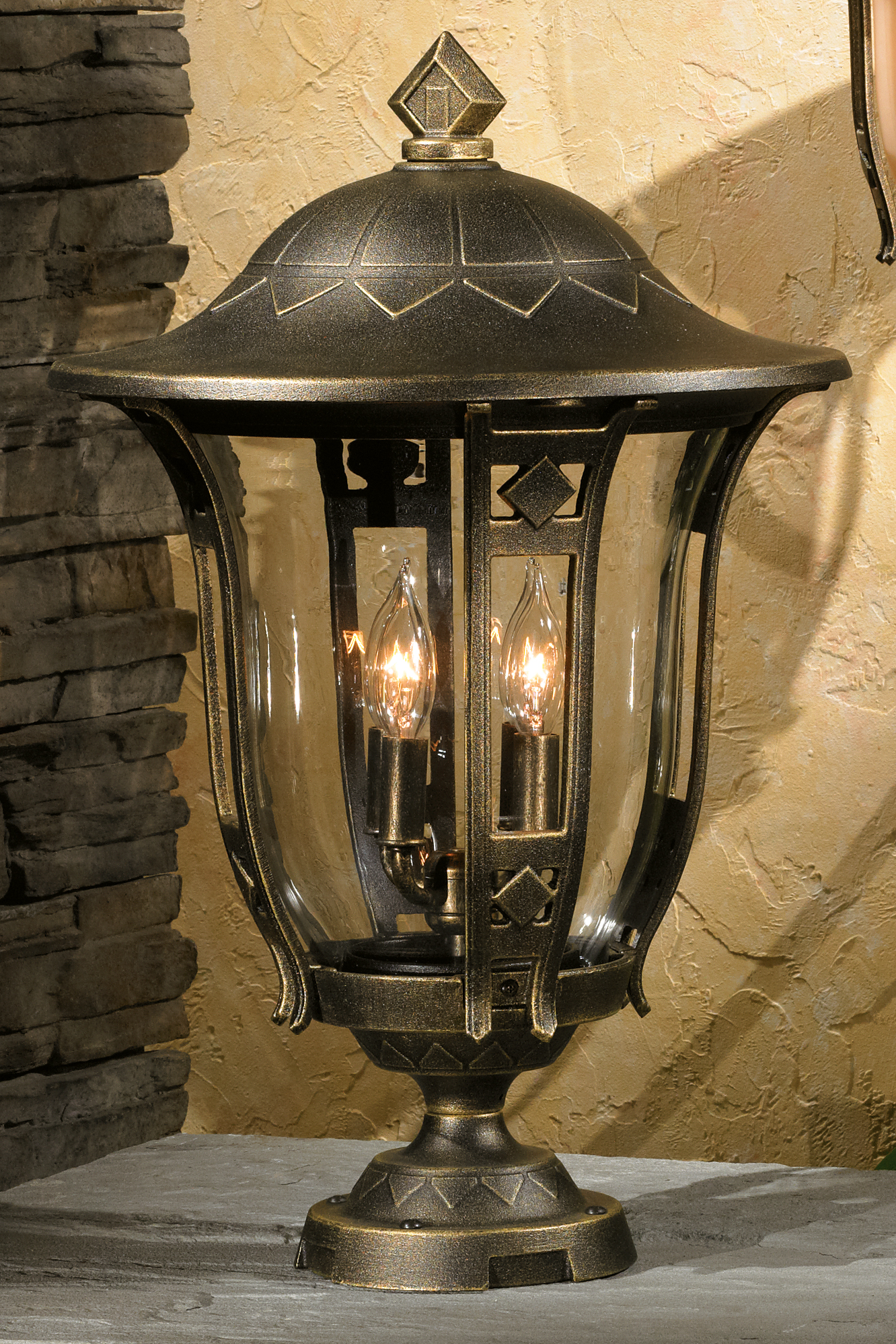 Palermo B57660-WBZ-CG-C3 pier base fixture